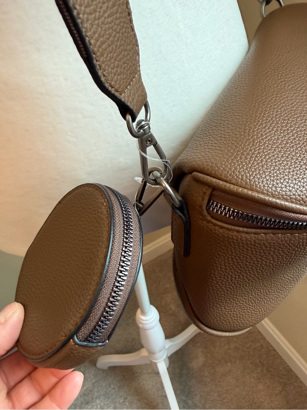 🤎Montana West Leather Brown Crossbody Bag. Like new/ NWOT - Picture 8 of 15